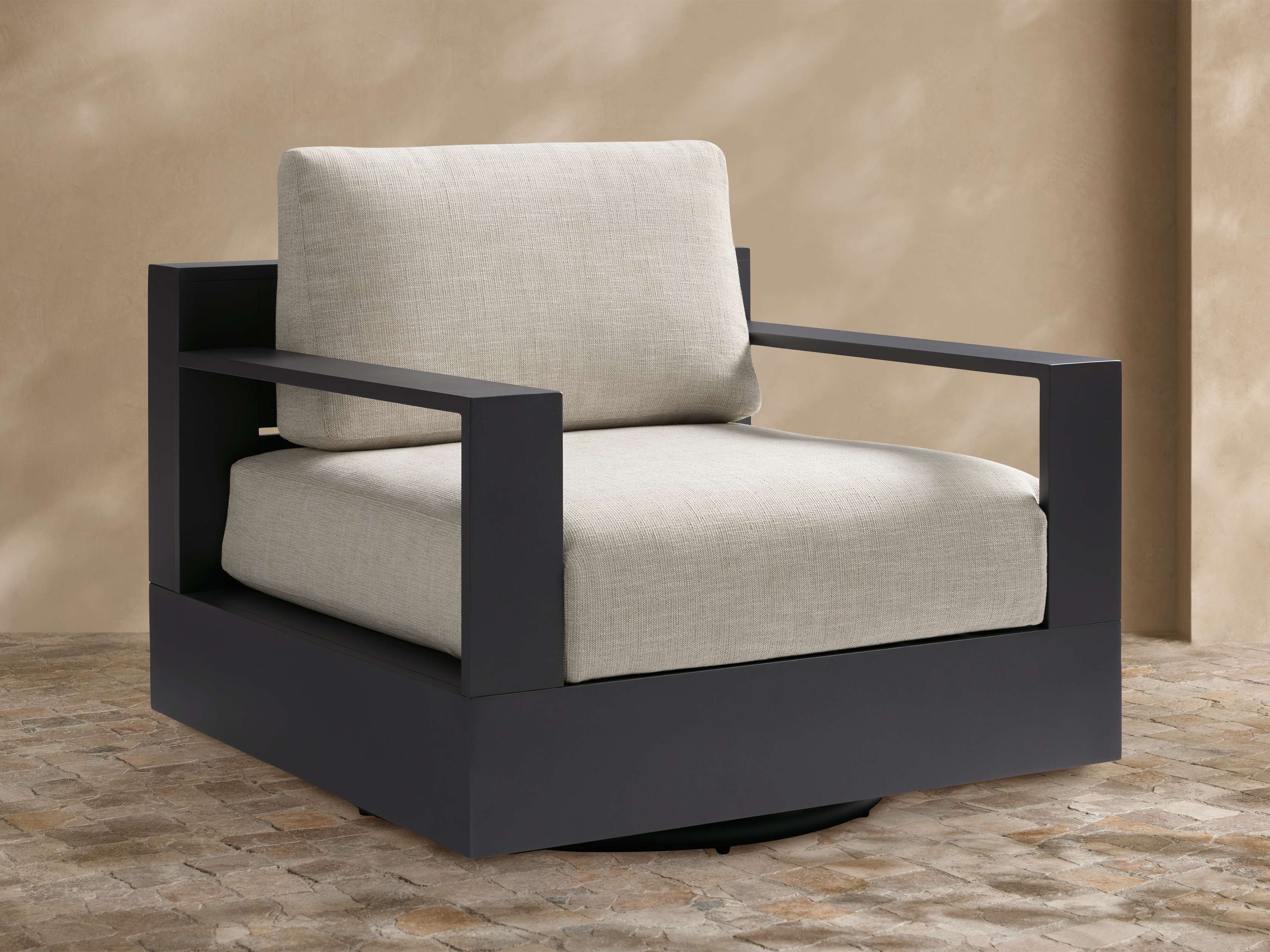 Bal Harbour Outdoor Aluminum Swivel Chair